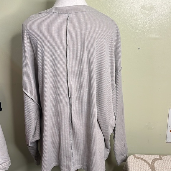Baltic Born Henley Gray Button-Up drop shoulder long Sleeve Top size 2X - Picture 4 of 10